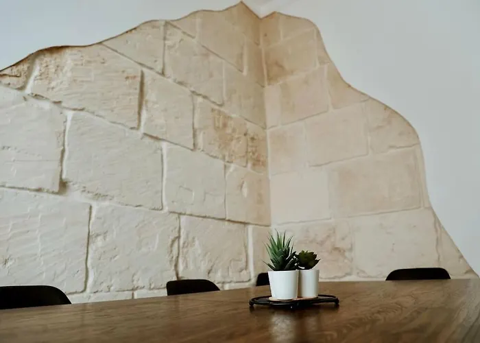 Otranto In 10 Min-free Parking